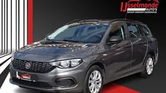 Grijs Gebruikt 2017 Fiat Tipo Stationwagen | € 10.940 (Goede deal)