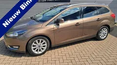 Bruin Gebruikt 2017 Ford Focus Titanium Stationwagen | € 12.445 (Eerlijke prijs)