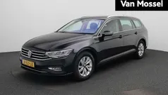 Stationwagon Gebruikt 2022 VW Passat Business Stationwagen | € 25.945 (Eerlijke prijs)