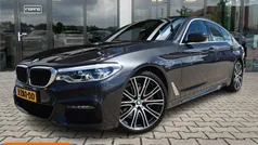 Grijs Gebruikt 2020 BMW 520 M Sport Sedan | € 33.900 (Eerlijke prijs)