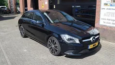 Zwart Gebruikt 2015 Mercedes 180 Ambition Sedan | € 16.950 (Goede deal)