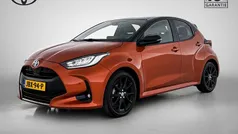 Oranje Gebruikt 2023 Toyota Yaris Hybrid Executive Hatchback | € 26.950 (Eerlijke prijs)