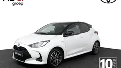 Wit Gebruikt 2021 Toyota Yaris Hybrid Executive Hatchback | € 23.950 (Eerlijke prijs)