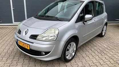 Occasion Renault Grand Modus Exception 101 PK (74 kW) 2010 Grijs MPV