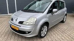 Grijs Gebruikt 2010 Renault Grand Modus Exception MPV | € 2.750 (Eerlijke prijs)