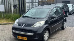 Zwart Gebruikt 2009 Peugeot 107 Hatchback | € 1.950 (Goede deal)