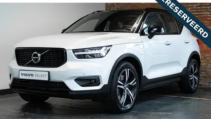 Gebruikt 2021 Volvo XC40 R-Design SUV | € 32.950 (Eerlijke prijs)