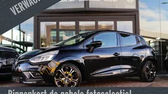 Zwart Gebruikt 2016 Renault Clio IV Bose Edition Hatchback | € 9.950 (Eerlijke prijs)