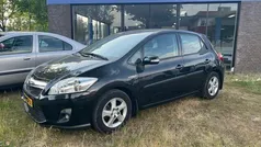 Zwart Gebruikt 2011 Toyota Auris Hatchback | € 7.450 (Eerlijke prijs)