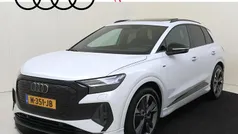 Wit Gebruikt 2021 Audi Q4 e-tron Competition SUV | € 34.950 (Eerlijke prijs)