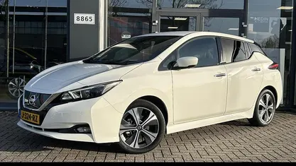 Occasion Nissan Leaf N-Connecta 50 kW (68 PK) 2020 Wit Hatchback