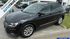 Zwart Gebruikt 2020 VW Tiguan Comfortline SUV | € 24.888 (Eerlijke prijs)