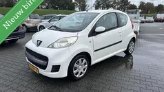 Wit Gebruikt 2011 Peugeot 107 Hatchback | € 2.950 (Eerlijke prijs)