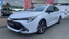 Grijs Nieuw 2025 Toyota Corolla Hybrid Stationwagen | € 38.690 (Goede deal)