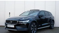 Gebruikt 2021 Volvo V60 CC Pro Stationwagen | € 39.950 (Eerlijke prijs)