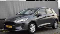 Grijs Gebruikt 2021 Ford Fiesta Hatchback | € 11.950 (Goede deal)