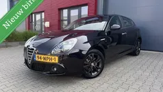 Zwart Gebruikt 2010 Alfa Romeo Giulietta Hatchback | € 2.995 (Goede deal)