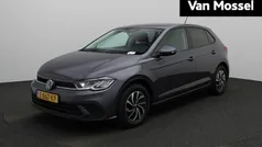 Grijs Gebruikt 2024 VW Polo Business Hatchback | € 24.700 (Eerlijke prijs)
