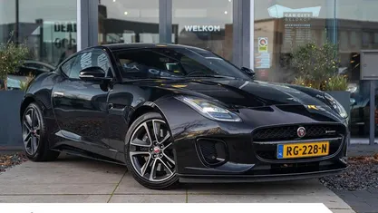 Zwart (metallic) Gebruikt 2017 Jaguar F-Type R-Dynamic Coupé | € 39.940 (Eerlijke prijs)