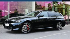 Zwart Gebruikt 2024 BMW 320e Executive Stationwagen | € 45.950 (Eerlijke prijs)