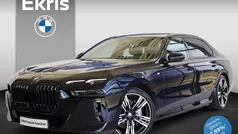 Zwart Gebruikt 2024 BMW i7 M Sport Sedan | € 81.900 (Eerlijke prijs)