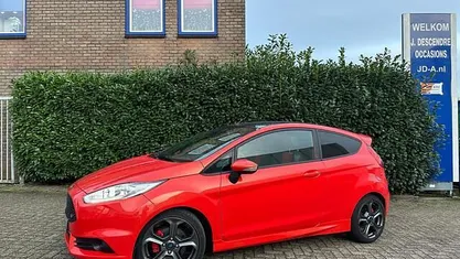 Gebruikt 2016 Ford Fiesta ST Hatchback | € 11.450 (Eerlijke prijs)