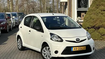 Occasion 2012 Toyota Aygo Comfort Hatchback | € 3.999 (Eerlijke prijs)