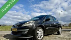Zwart Gebruikt 2007 Renault Clio II Rip Curl Hatchback | € 1.750 (Eerlijke prijs)