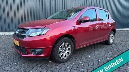 Occasion 2016 Dacia Sandero Lauréate Hatchback | € 5.950 (Eerlijke prijs)