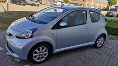 Blauw Gebruikt 2008 Toyota Aygo Hatchback | € 2.650 (Eerlijke prijs)
