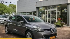 Grijs Gebruikt 2014 Renault Clio IV Expression Hatchback | € 7.500 (Goede deal)