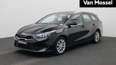 Zwart Gebruikt 2023 Kia Ceed Sportswagon Stationwagen | € 21.895 (Goede deal)
