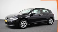 Gebruikt 2021 VW Golf VIII Life Hatchback | € 19.790 (Goede deal)