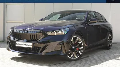 Zwart Occasion 2024 BMW i5 M Sport Sedan | € 59.950 (Eerlijke prijs)