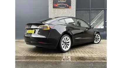 Occasion 2022 Tesla Model 3 Long Range AWD Sedan | € 33.890 (Eerlijke prijs)