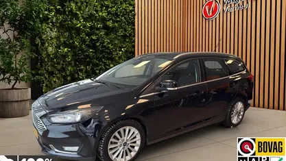 Zwart Gebruikt 2016 Ford Focus Titanium Stationwagen | € 8.495 (Eerlijke prijs)