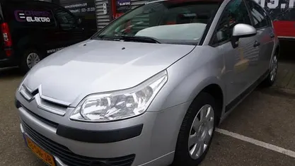 Grijs Gebruikt 2006 Citroën C4 Prestige Hatchback | € 1.491 (Eerlijke prijs)