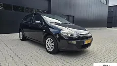 Zwart Gebruikt 2011 Fiat Grande Punto Dynamic Hatchback | € 2.699 (Eerlijke prijs)