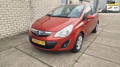 Gebruikt 2013 Opel Corsa Edition Hatchback | € 4.950 (Eerlijke prijs)