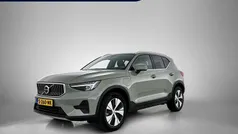 Groen Gebruikt 2023 Volvo XC40 Core SUV | € 37.450 (Eerlijke prijs)