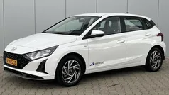 Wit Gebruikt 2024 Hyundai i20 Comfort Hatchback | € 19.835 (Eerlijke prijs)