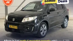 Zwart Gebruikt 2019 Suzuki Vitara SUV | € 15.645 (Eerlijke prijs)
