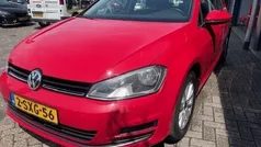 Rood, metallic lak Gebruikt 2013 VW Golf VII Highline Hatchback | € 4.495 (Goede deal)