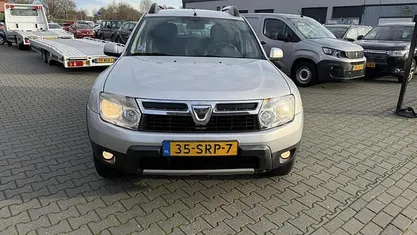 Occasion Dacia Duster Lauréate 105 PK (77 kW) 2011 Grijs SUV