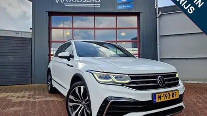 Wit Occasion 2021 VW Tiguan Business+ SUV | € 28.795 (Eerlijke prijs)