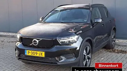 Zwart Gebruikt 2022 Volvo XC40 Plus SUV | € 27.995 (Super prijs)
