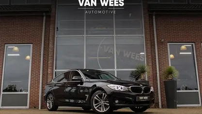 Zwart (metallic) Occasion 2014 BMW 320 Executive Hatchback | € 16.450 (Eerlijke prijs)