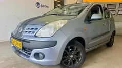 Grijs Gebruikt 2009 Nissan Pixo Acenta Hatchback | € 2.595 (Goede deal)