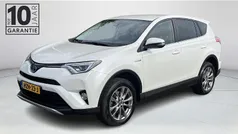 Gebruikt 2016 Toyota RAV4 Hybrid SUV | € 23.880 (Eerlijke prijs)