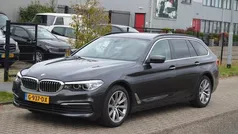 Grijs Gebruikt 2017 BMW 520 Executive Stationwagen | € 24.450 (Goede deal)
